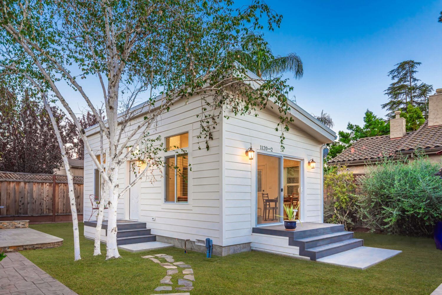 This 440-sqft San Jose ADU Makes a Perfect Backyard Guest House