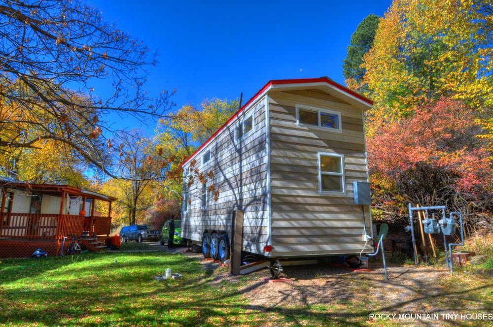 28’ “Harmony Haven” Tiny Home by Rocky Mountain Tiny Houses