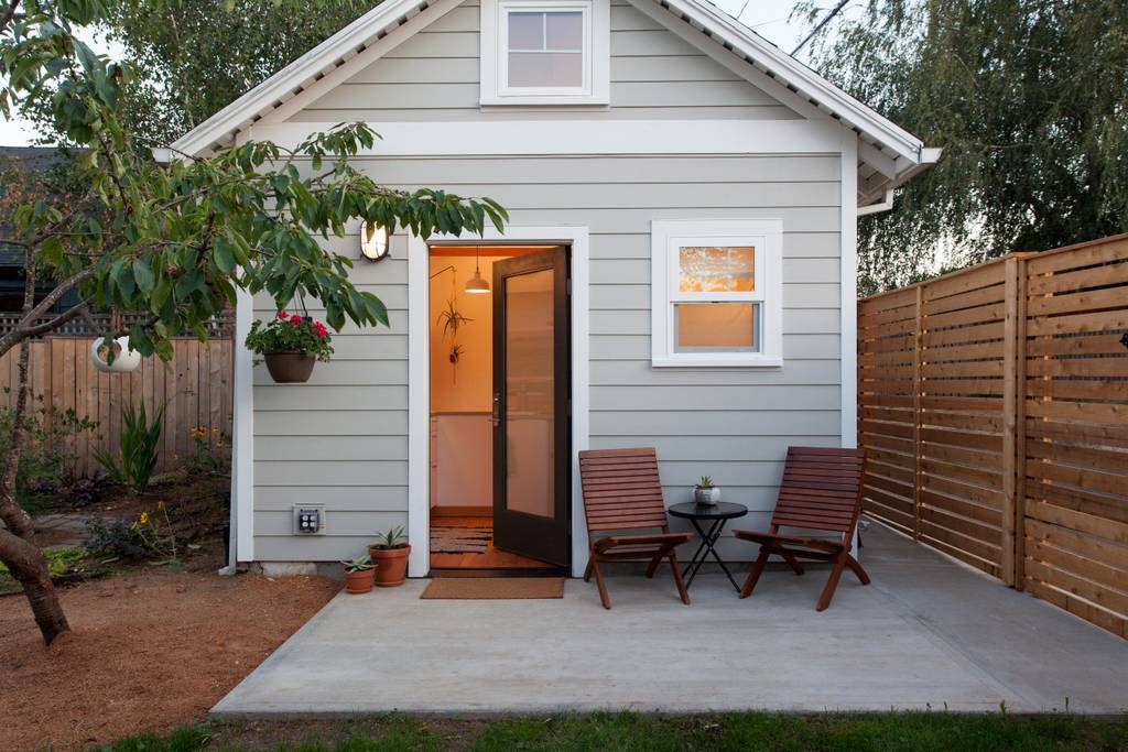 Bright, Airy Tiny House in Portland, Oregon