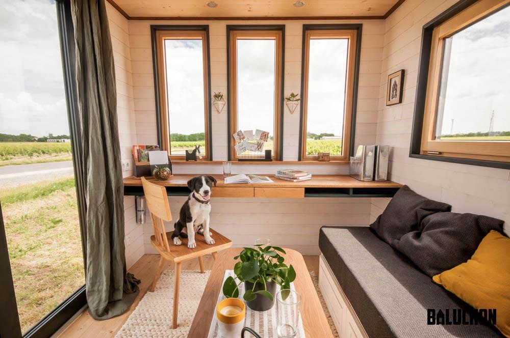 23' "Intrépide" Tiny House on Wheels by Tiny House Baluchon
